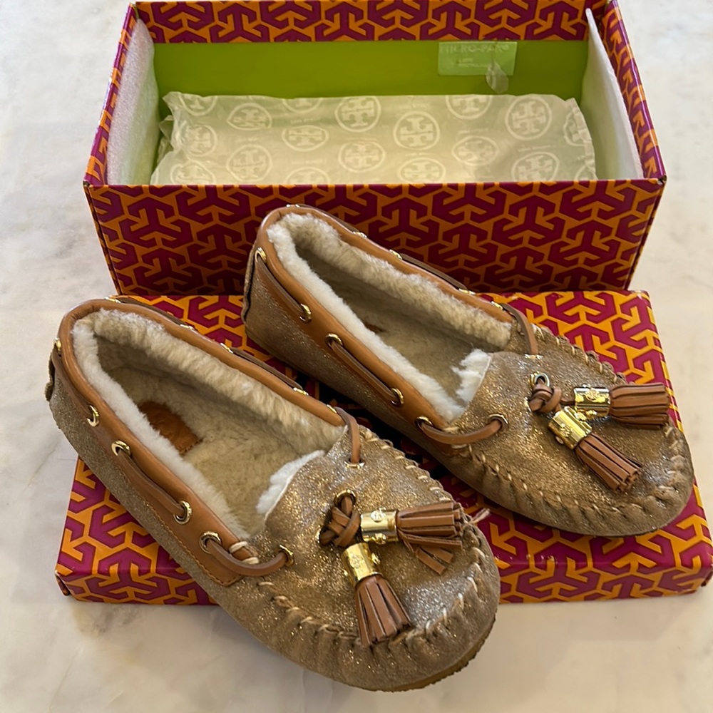 Metallic and natural shearling loafer slippers